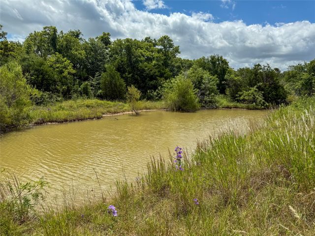 1700 Don Lee Road, Joshua, TX 76058