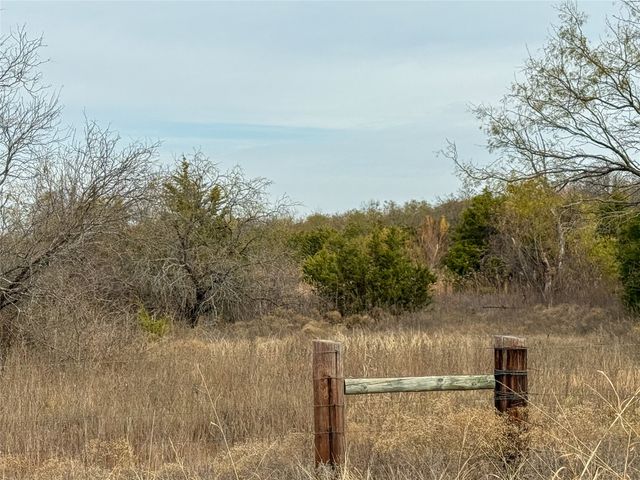 1700 Don Lee Road, Joshua, TX 76058