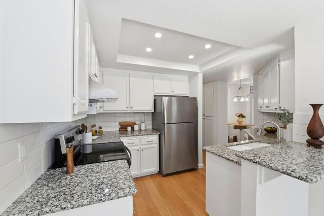 452 Mountain Laurel Court, Mountain View, CA 94043
