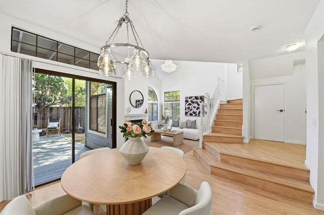 452 Mountain Laurel Court, Mountain View, CA 94043