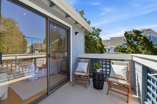 452 Mountain Laurel Court, Mountain View, CA 94043