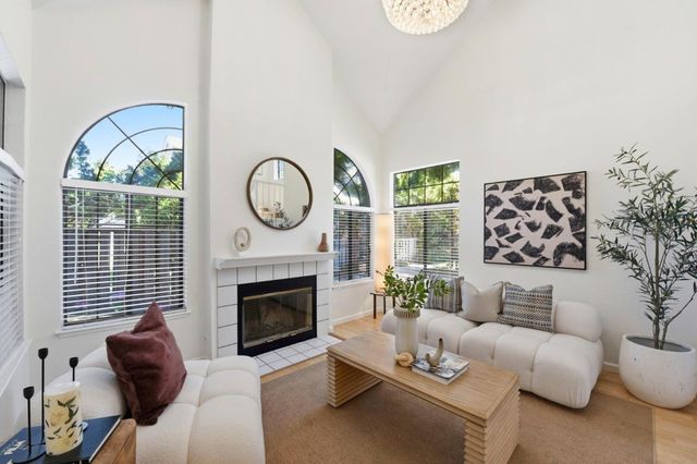 452 Mountain Laurel Court, Mountain View, CA 94043