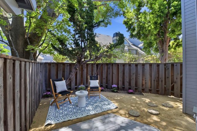 452 Mountain Laurel Court, Mountain View, CA 94043