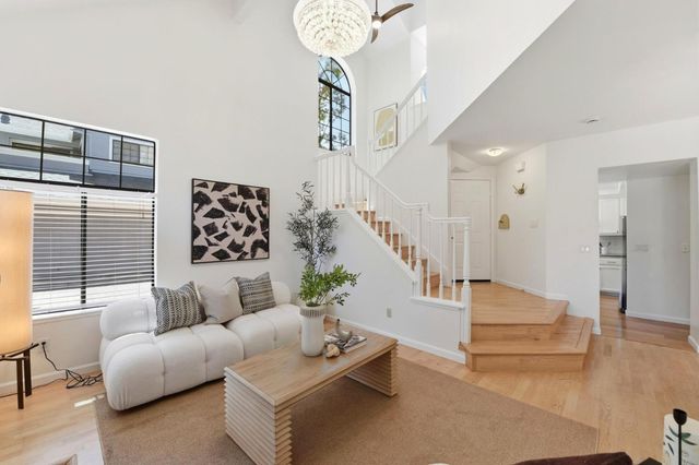 452 Mountain Laurel Court, Mountain View, CA 94043