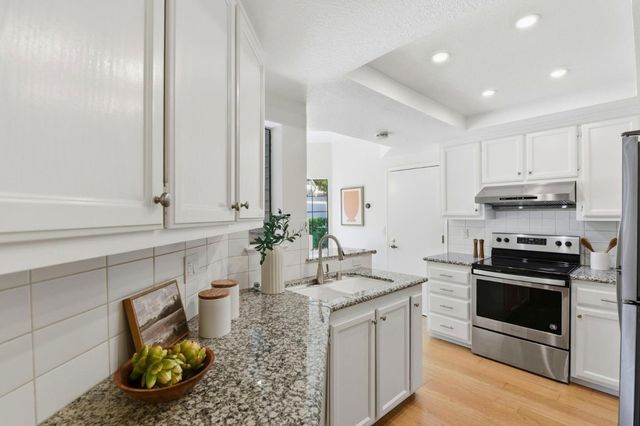 452 Mountain Laurel Court, Mountain View, CA 94043