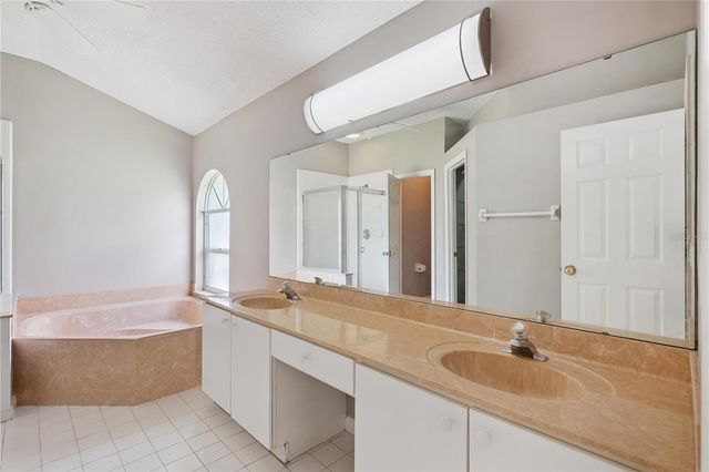 2818 HOFFMAN DRIVE, Orlando, FL 32837