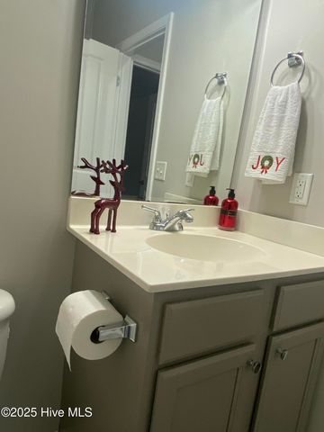 842 Kiawah Lane, Wilmington, NC 28412