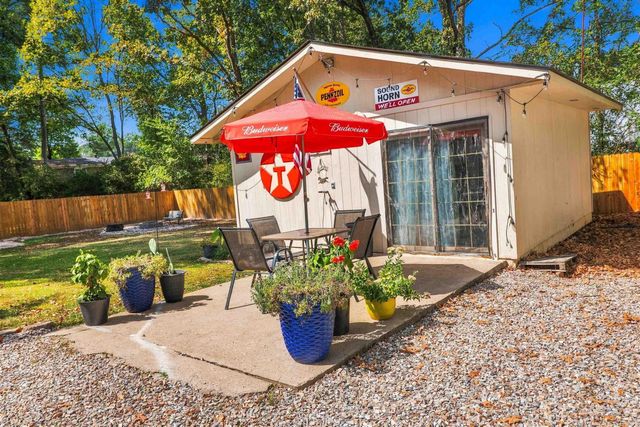 405 Lakeside Road, Hot Springs, AR 71901