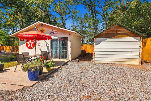 405 Lakeside Road, Hot Springs, AR 71901