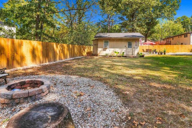 405 Lakeside Road, Hot Springs, AR 71901