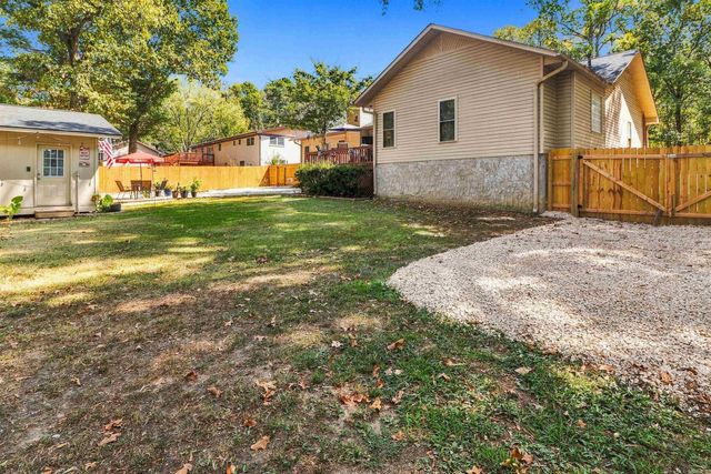 405 Lakeside Road, Hot Springs, AR 71901