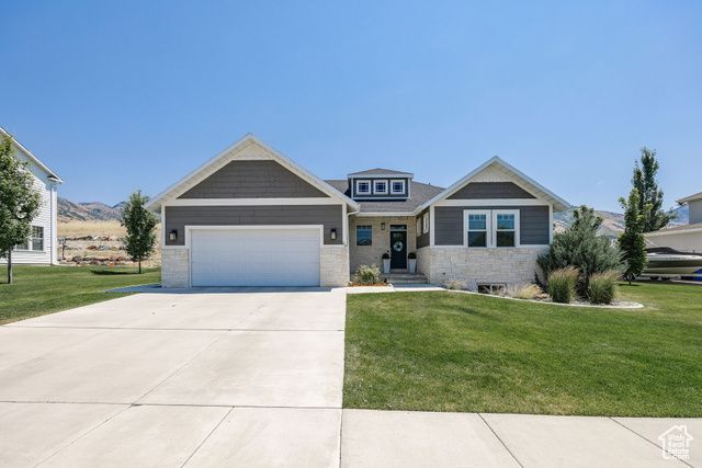 84 N 820 E, Hyde Park, UT 84318