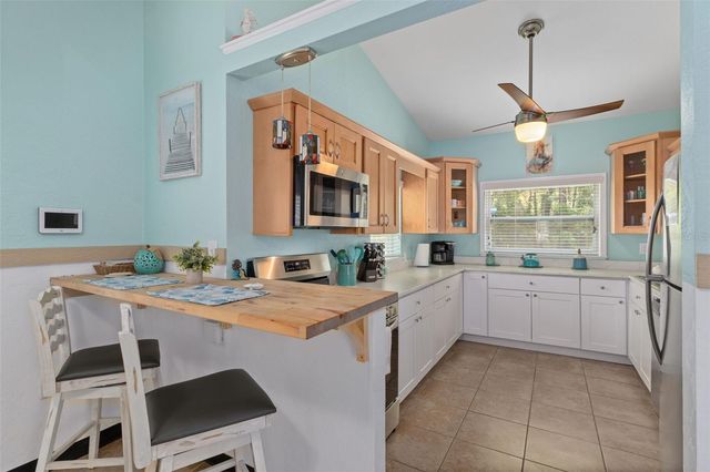 6245 WAVERLY ROAD, Weeki Wachee, FL 34607