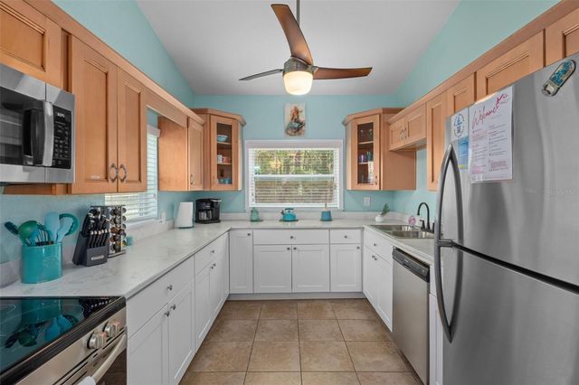 6245 WAVERLY ROAD, Weeki Wachee, FL 34607