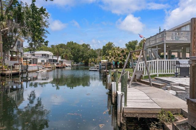 6245 WAVERLY ROAD, Weeki Wachee, FL 34607