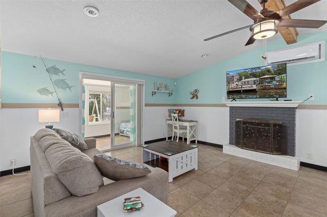 6245 WAVERLY ROAD, Weeki Wachee, FL 34607