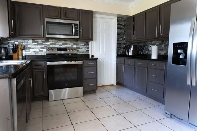 6751 BAINBRIDGE DR, Memphis, TN 38119