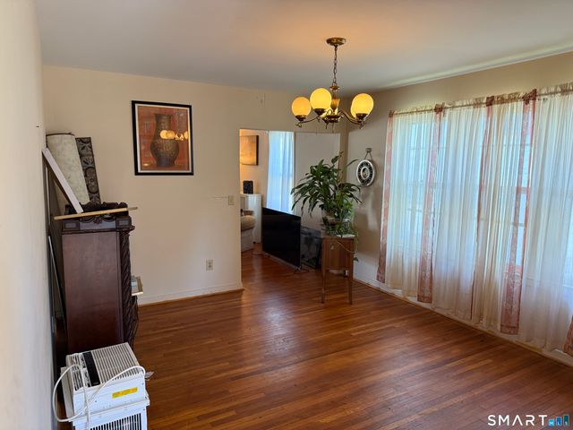 133 East Eaton Street, Bridgeport, CT 06604