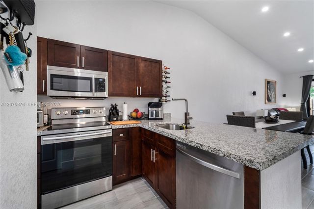 6711 NW 193rd Terrace 6711, Hialeah, FL 33015