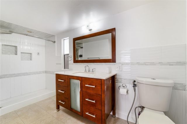 730 NW 214TH AVENUE, Pembroke Pines, FL 33029