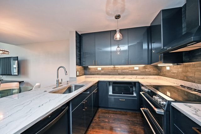 210 E 2nd Street, B, Covington, KY 41011
