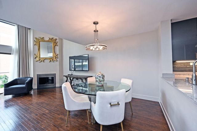 210 E 2nd Street, B, Covington, KY 41011