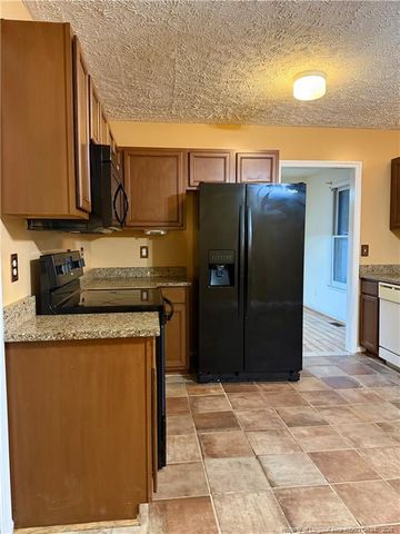 8909 Tibs Run Drive, Fayetteville, NC 28314