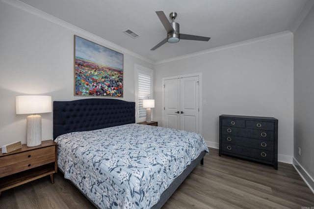 5 Woodlands Park Lane, Little Rock, AR 72211
