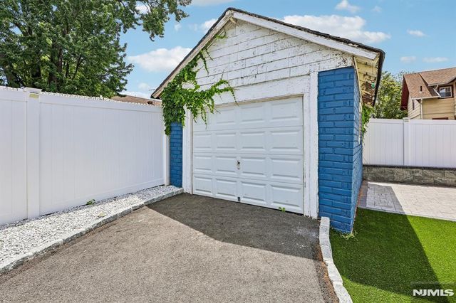 377 Parker Avenue, Hackensack, NJ 07601