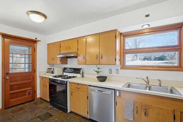 819 EDGEWOOD AVE, Columbia, MO 65203