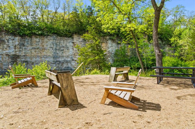 819 EDGEWOOD AVE, Columbia, MO 65203