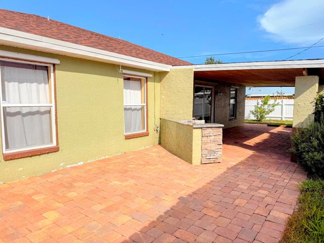 2075 4th Avenue SW 0, Vero Beach, FL 32962