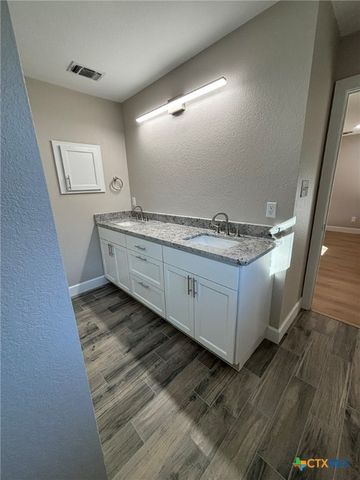 104 County Road 4881, Copperas Cove, TX 76522