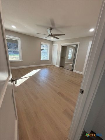 104 County Road 4881, Copperas Cove, TX 76522