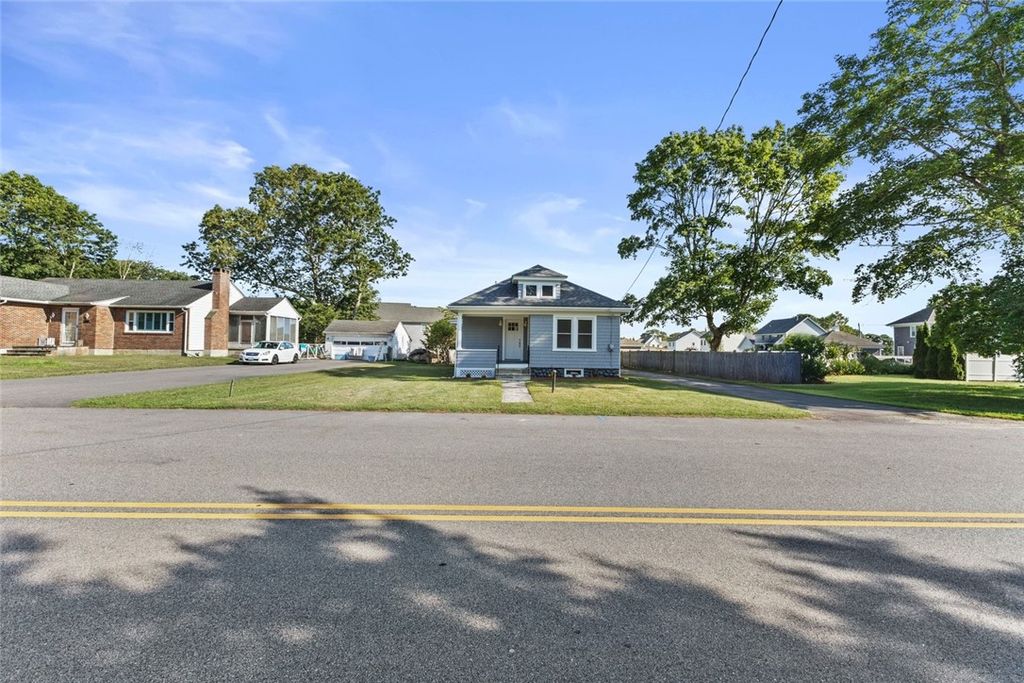 3 Riverview Avenue, Westerly, RI 02891