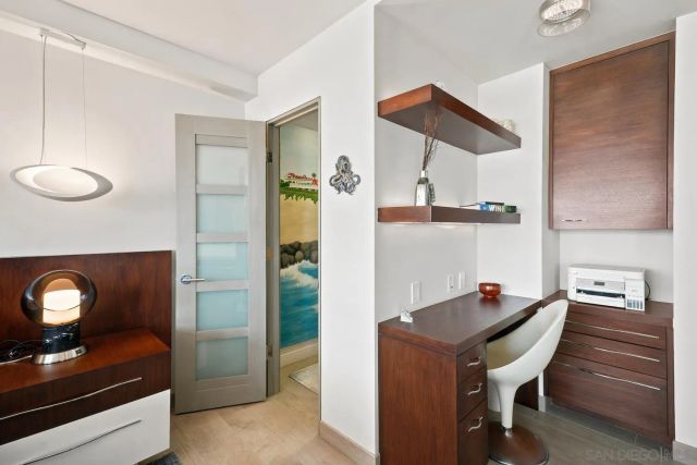 1760 Avenida Del Mundo 108, Coronado, CA 92118