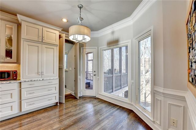 350 S Satinwood Place, Roswell, GA 30076