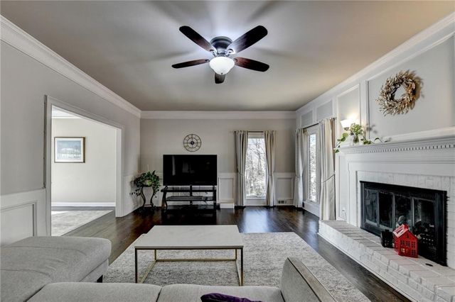 350 S Satinwood Place, Roswell, GA 30076