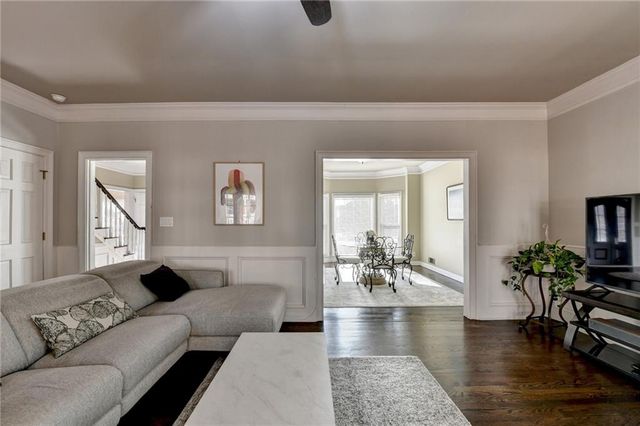 350 S Satinwood Place, Roswell, GA 30076