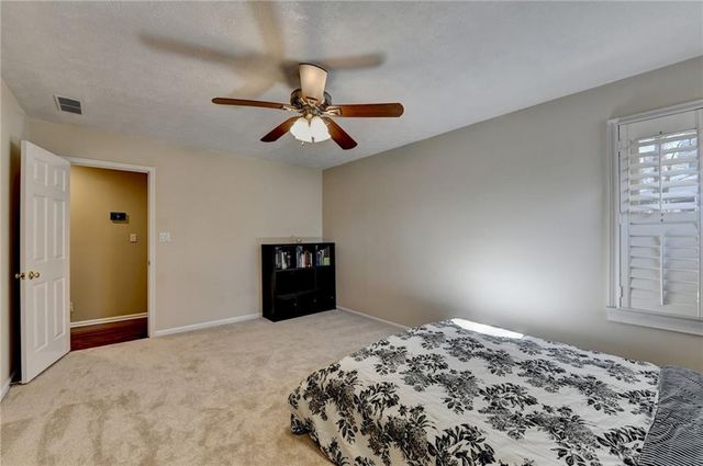 350 S Satinwood Place, Roswell, GA 30076