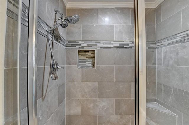 350 S Satinwood Place, Roswell, GA 30076