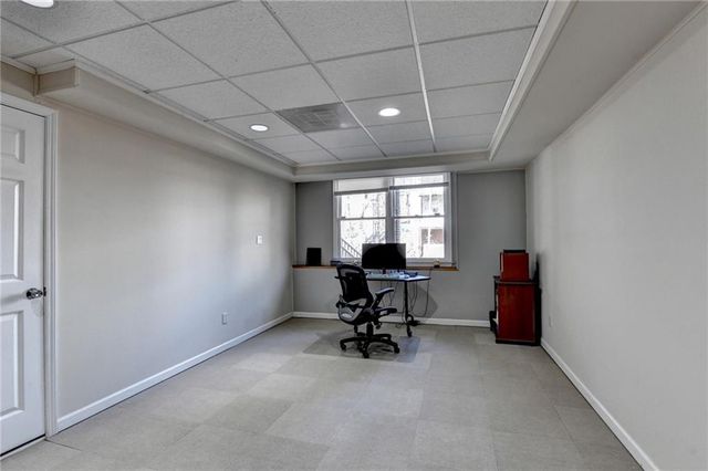 350 S Satinwood Place, Roswell, GA 30076