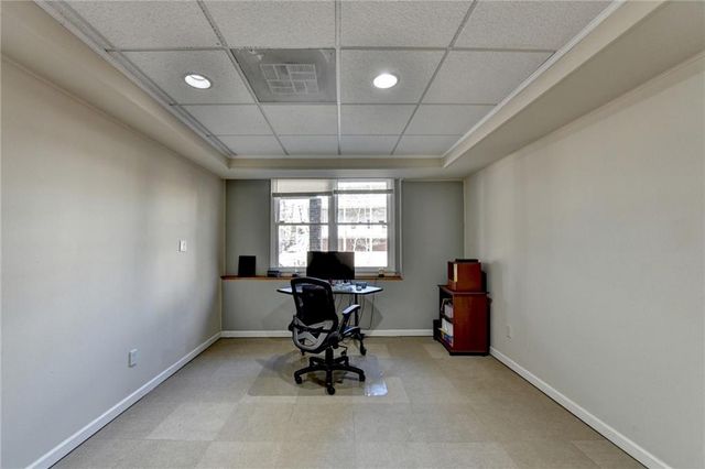 350 S Satinwood Place, Roswell, GA 30076