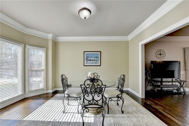 350 S Satinwood Place, Roswell, GA 30076