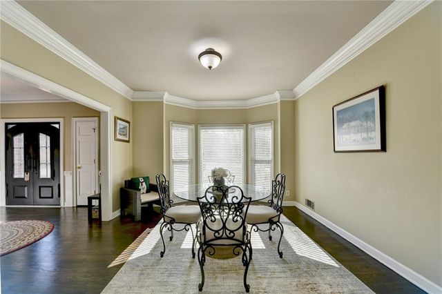 350 S Satinwood Place, Roswell, GA 30076