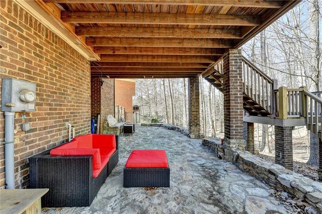 350 S Satinwood Place, Roswell, GA 30076