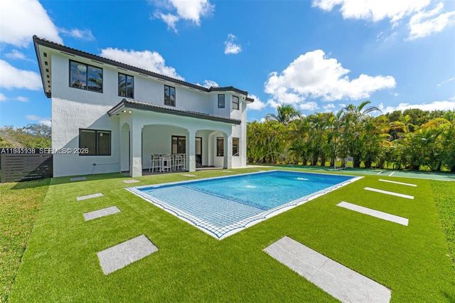 19246 SW 132nd Ave, Miami, FL 33177