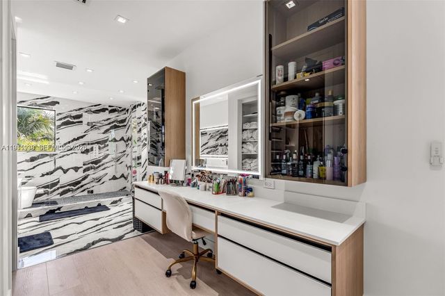 19246 SW 132nd Ave, Miami, FL 33177