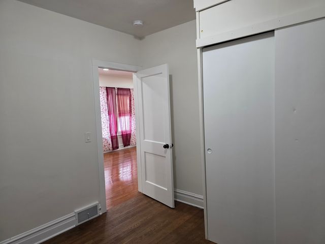 803 Broadway Avenue, North Chicago, IL 60064