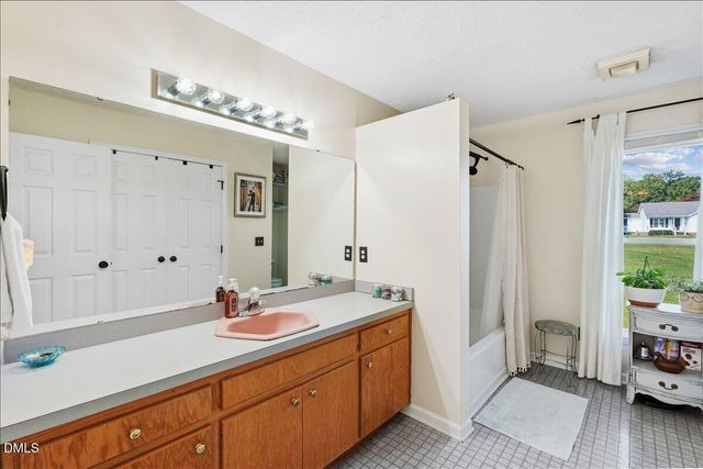 101 Wexford Drive, Fuquay Varina, NC 27526